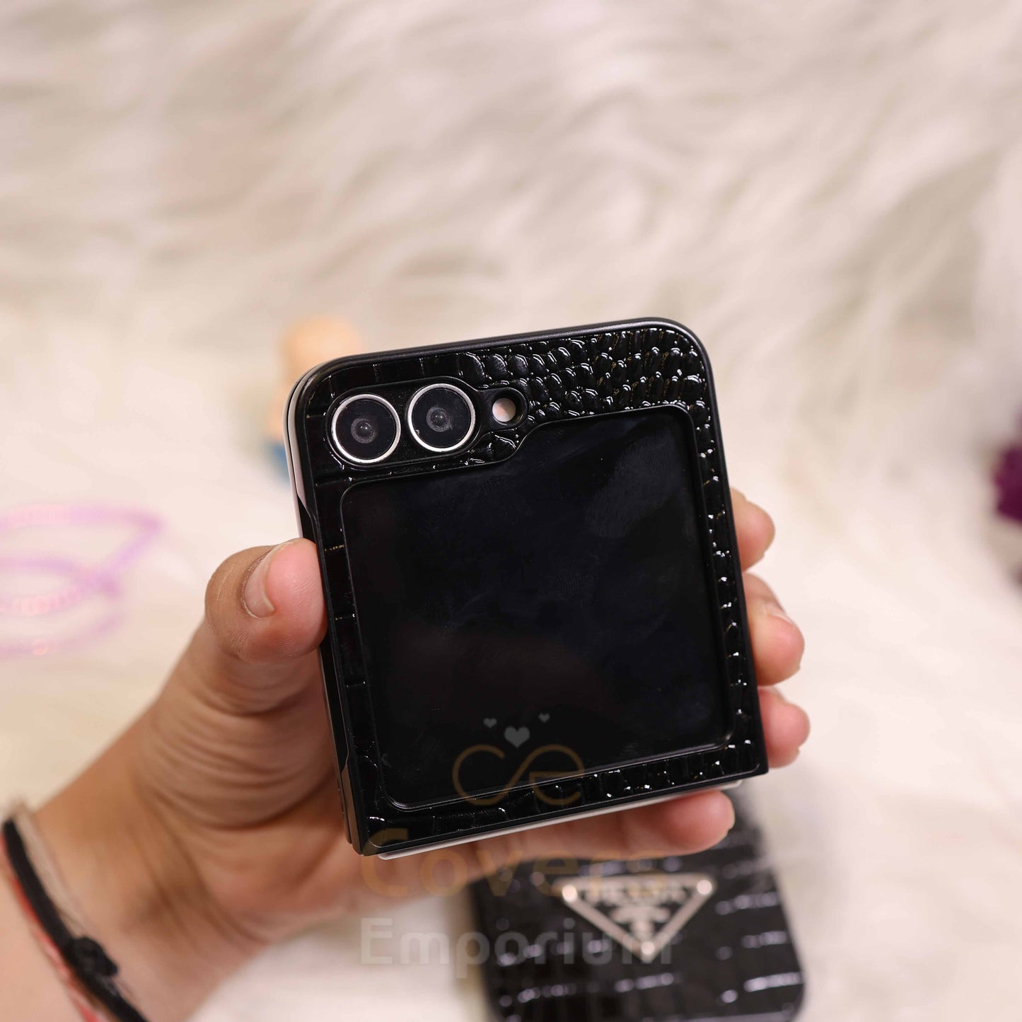 Luxury Branded Black Phone Case For Flip 5 & 6