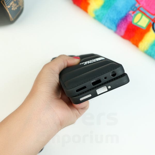 Black Smart Puffer Case for One Plus users