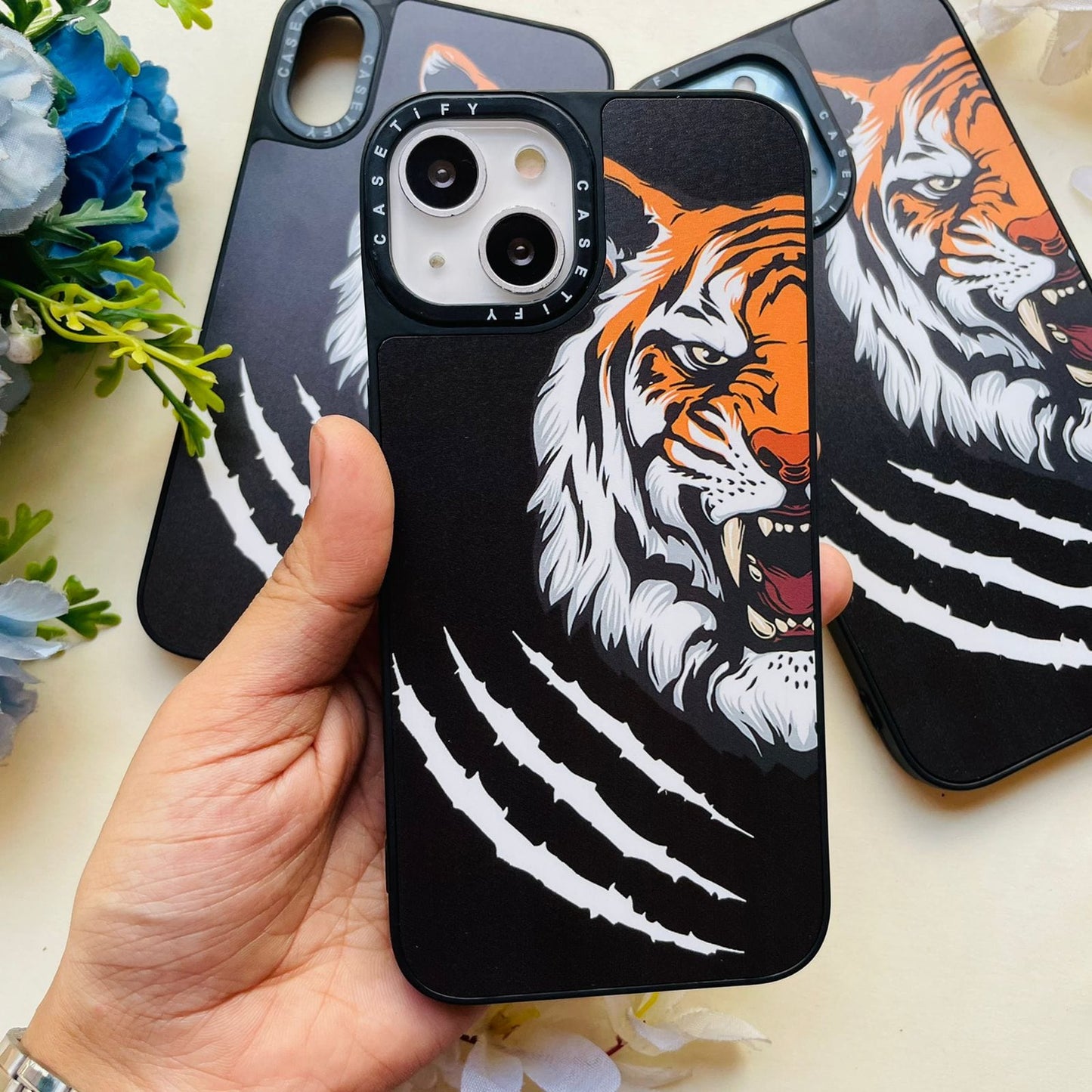 Unisex Black Tiger Case