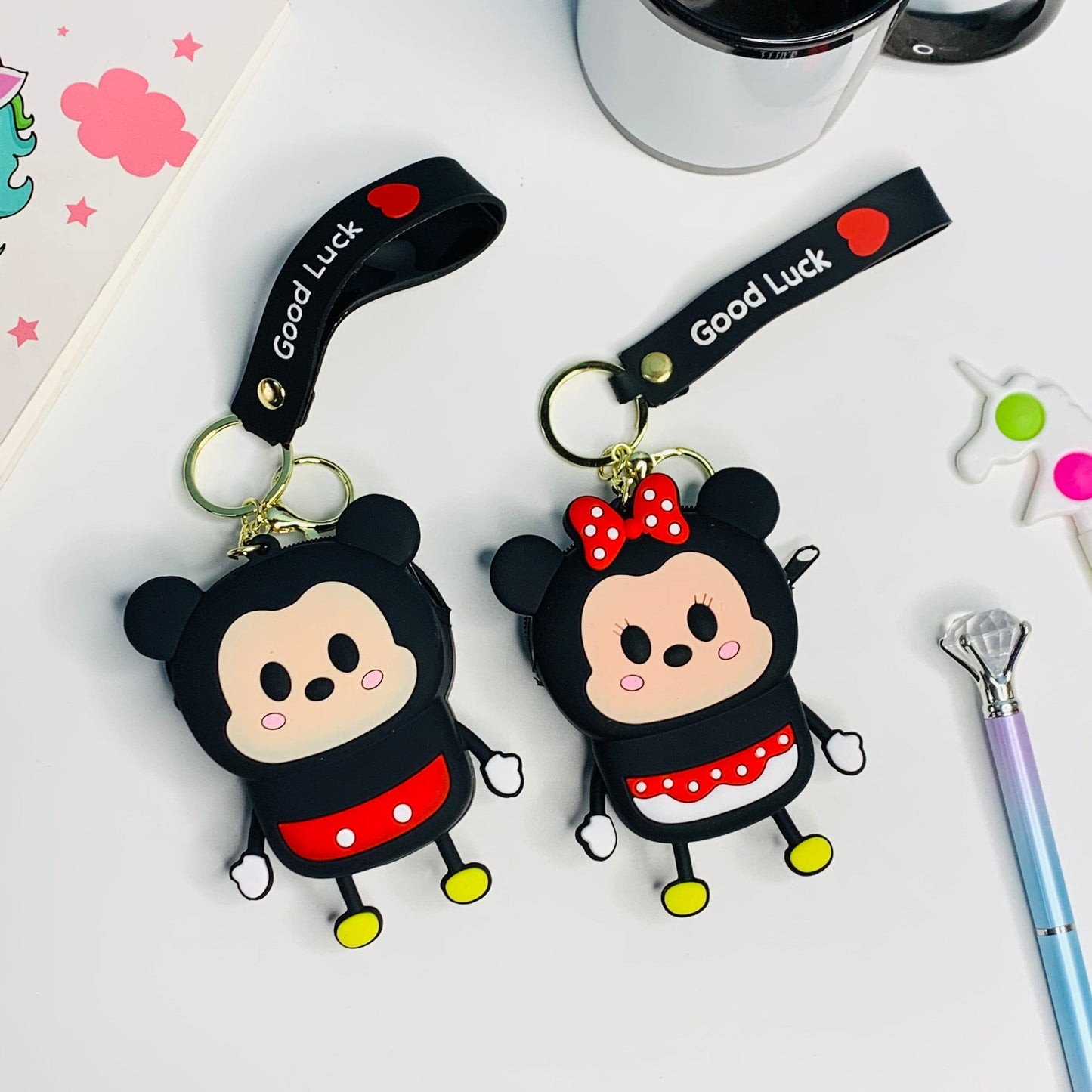 Universal AirPods Case -Mickey or Minnie