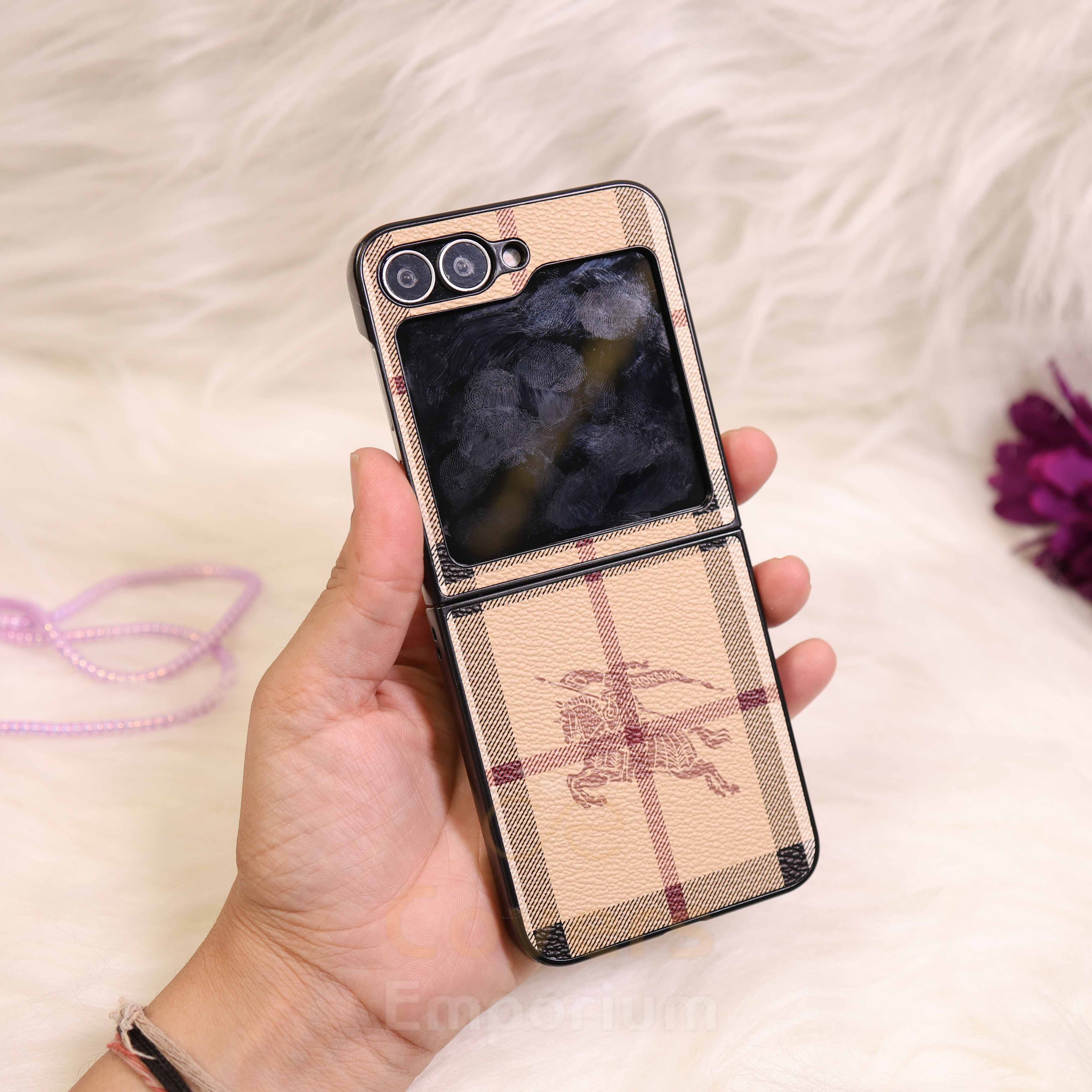 Luxury Branded Horse Phone Case For Flip 5 & 6