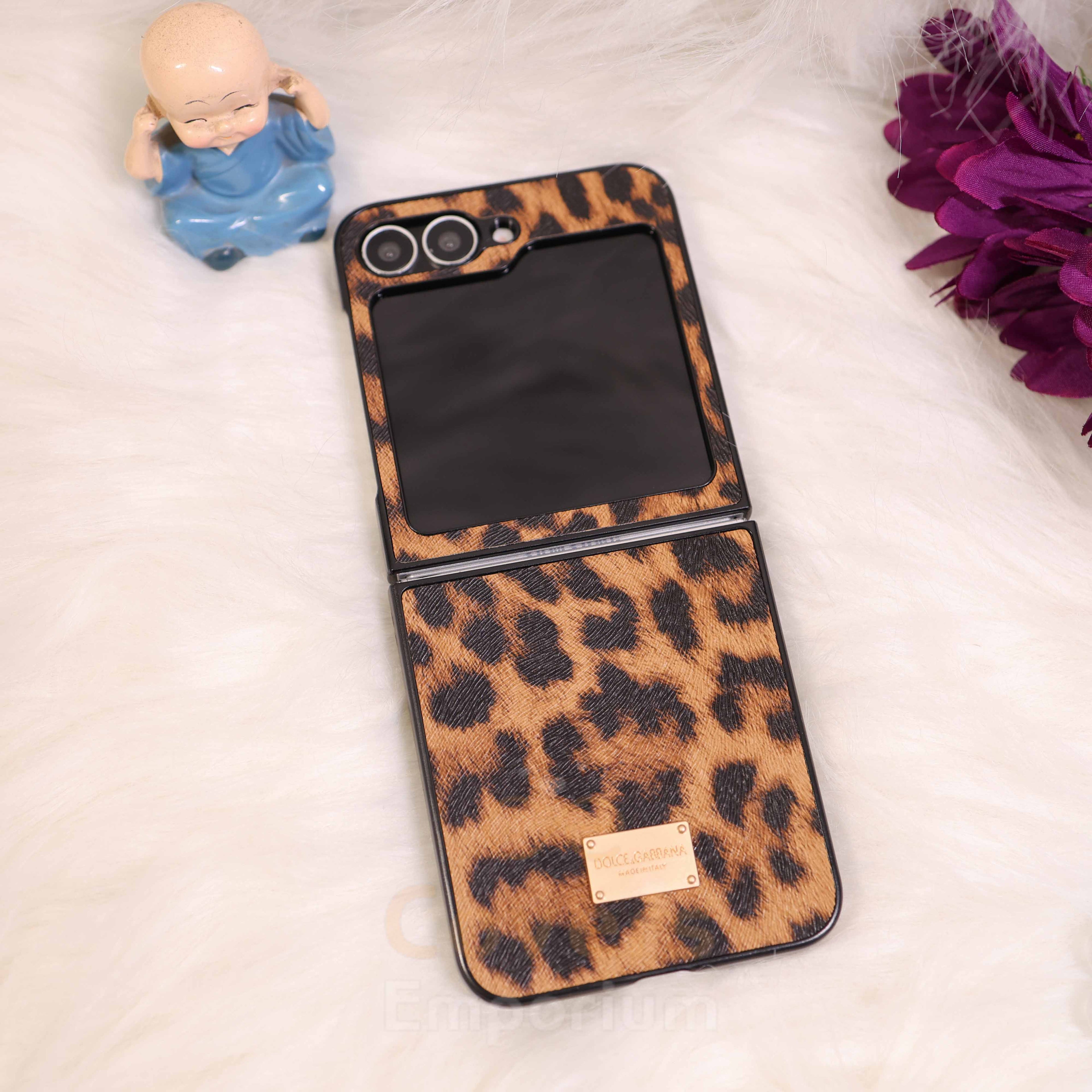 Luxury Branded Leopard Phone Case For Flip 5 & 6