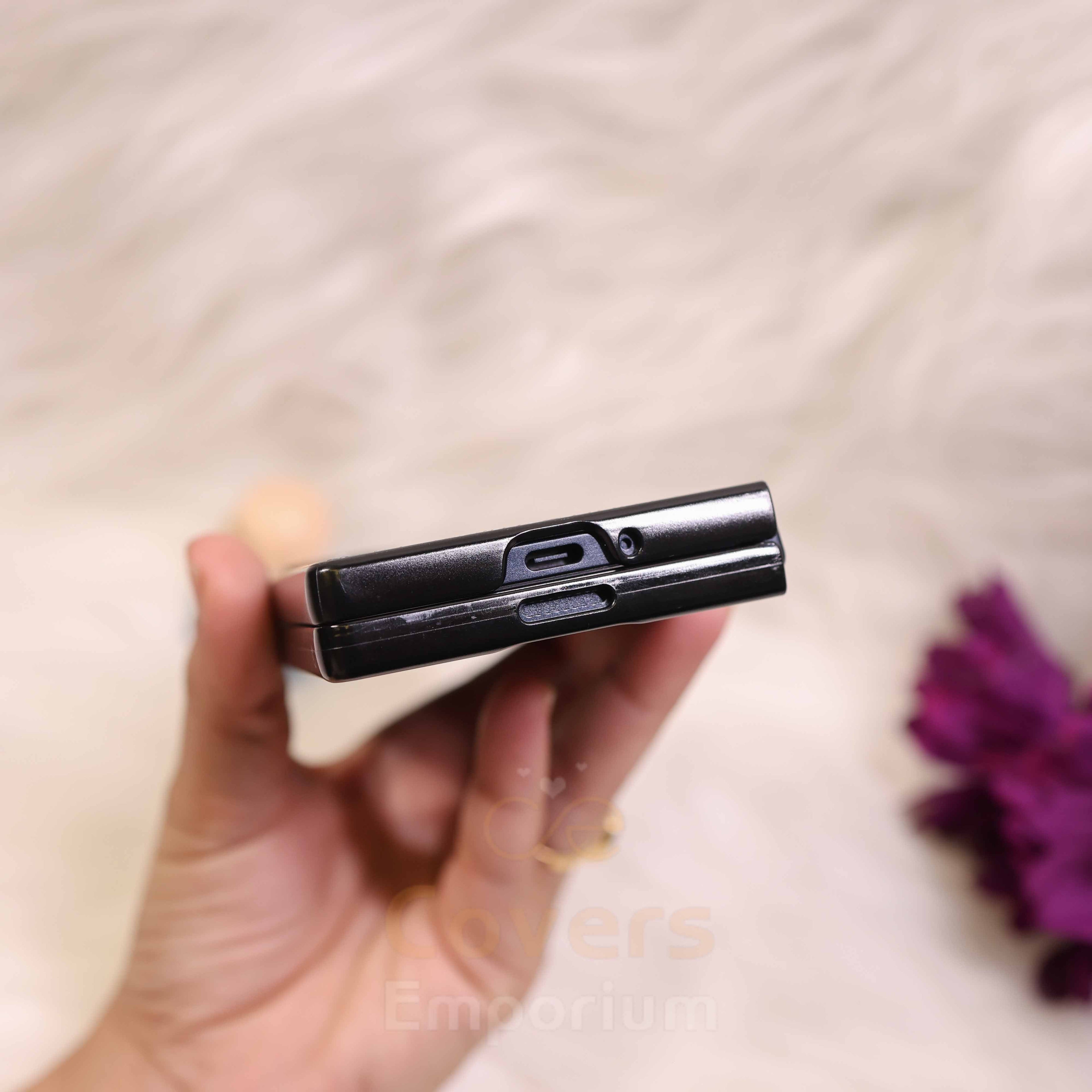 Luxury Branded Horse Phone Case For Fold 5 & 6