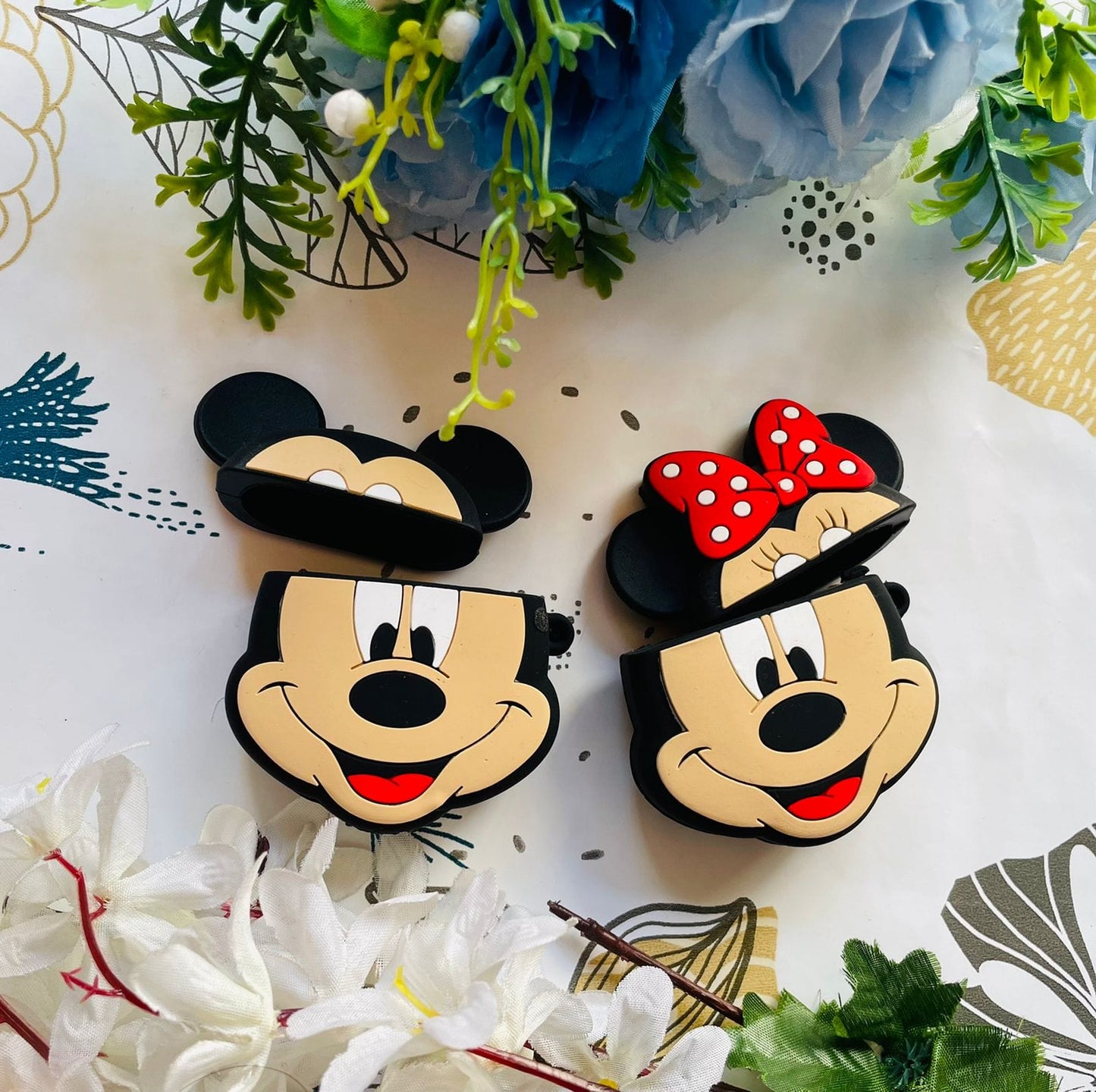 Mickey & Minnie Airpod case